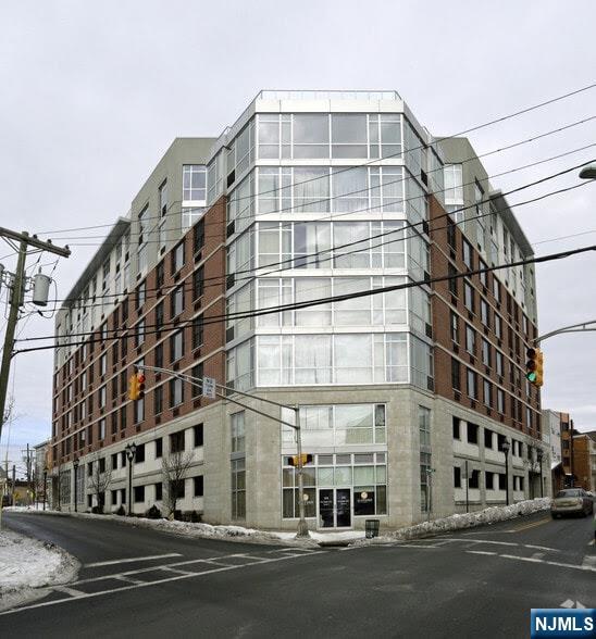 305 Palisade Avenue 604, Cliffside Park, NJ, 07010 — Photo 1