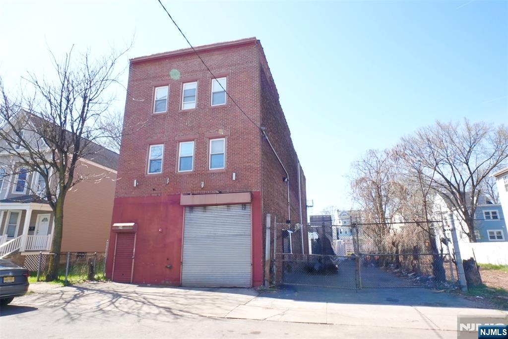 Photo 19
