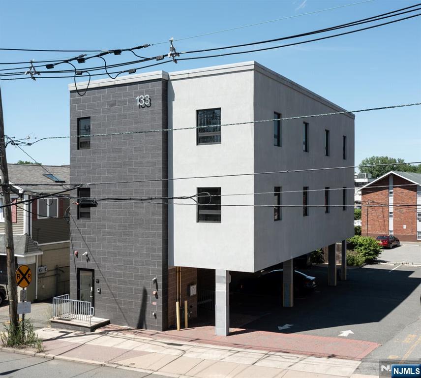 133 Fort Lee Road 300, Leonia, NJ, 07605 — Photo 1