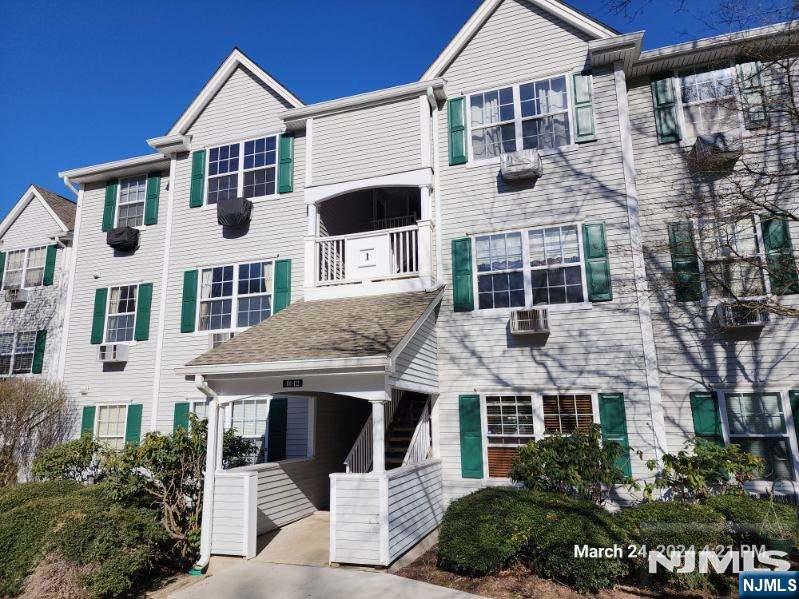 107 Chatfield Drive, Pequannock Township, NJ, 07444 — Photo 1