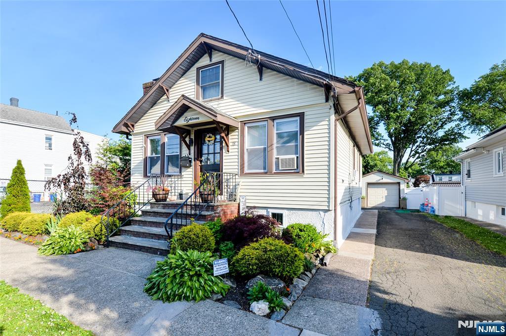 18 Parker Avenue, Hawthorne, NJ, 07506 — Photo 1