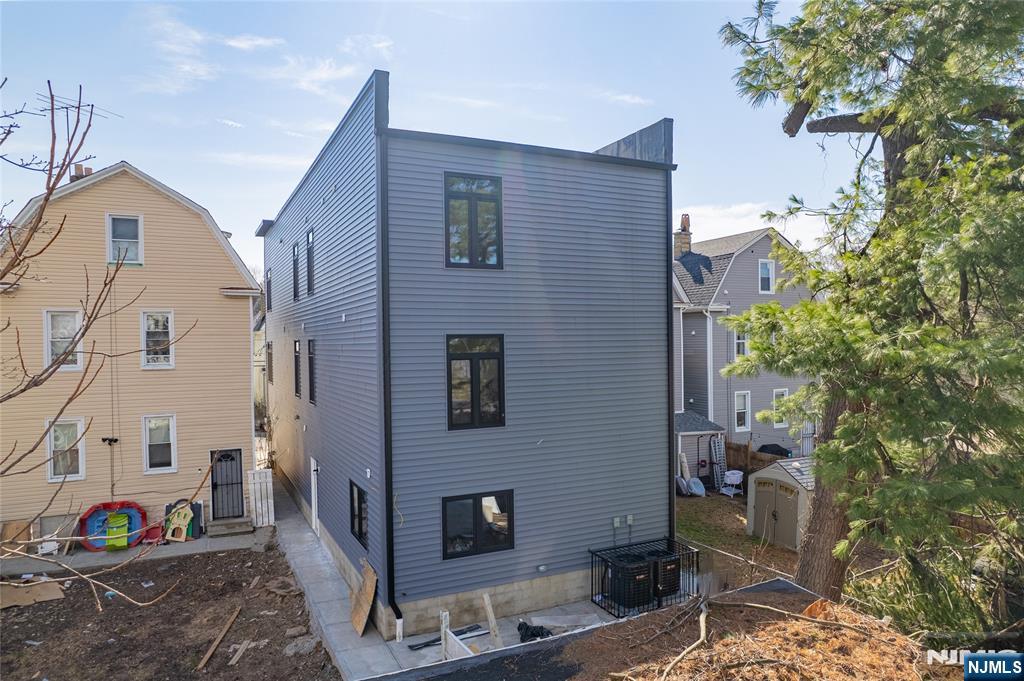 Photo 24