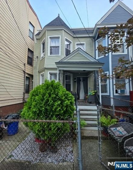 825 Ridge Street, Newark, NJ, 07104 — Photo 1