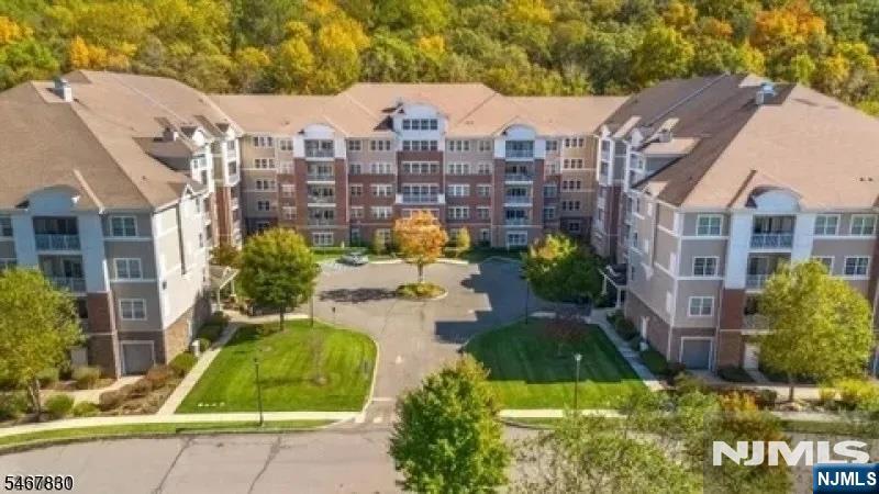 1107 Warrens Way, Wanaque, NJ, 07465 — Photo 1